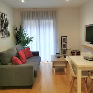 https://apartament-modern-a-girona-centre.catalonia-hotels.com